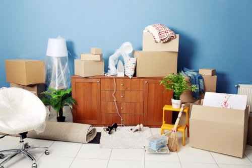 Cubic-yard rate illustration for a mixed household removal