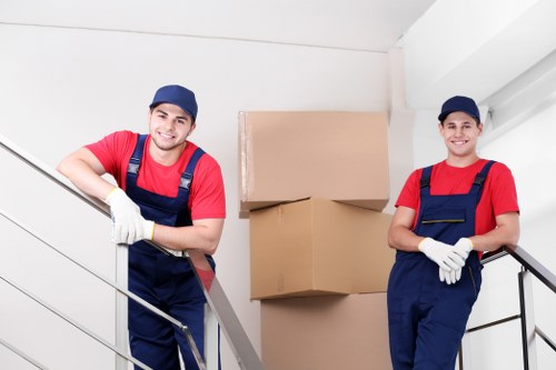 Commercial removal van service for businesses near Dartmouthpark