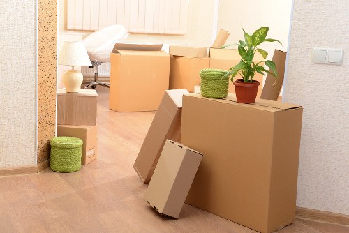 Truck-based removals service for flats and period homes in Dartmouthpark
